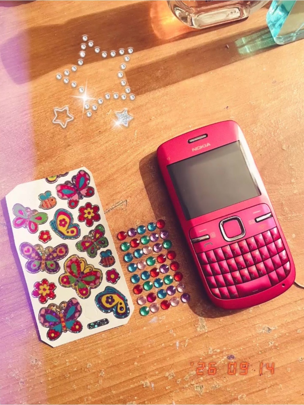 Nokia Pink QWERTY Feature Phone - Pink 🩷